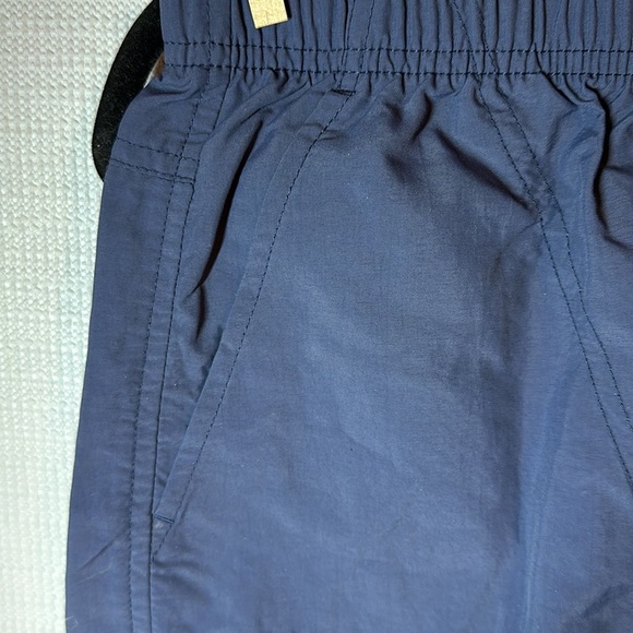 COLUMBIA Sportswear Athleisure Blue Shorts Medium - Picture 2 of 6